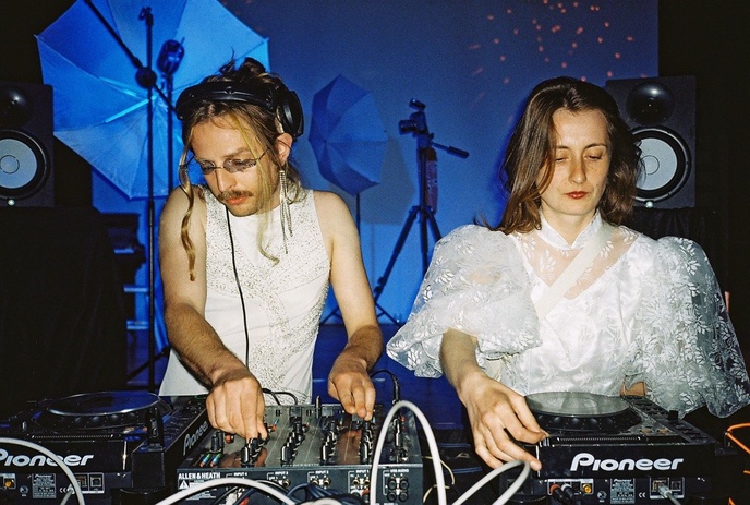 Djs donjon & Pablo Paresse (CH/BE) - à la Brèche