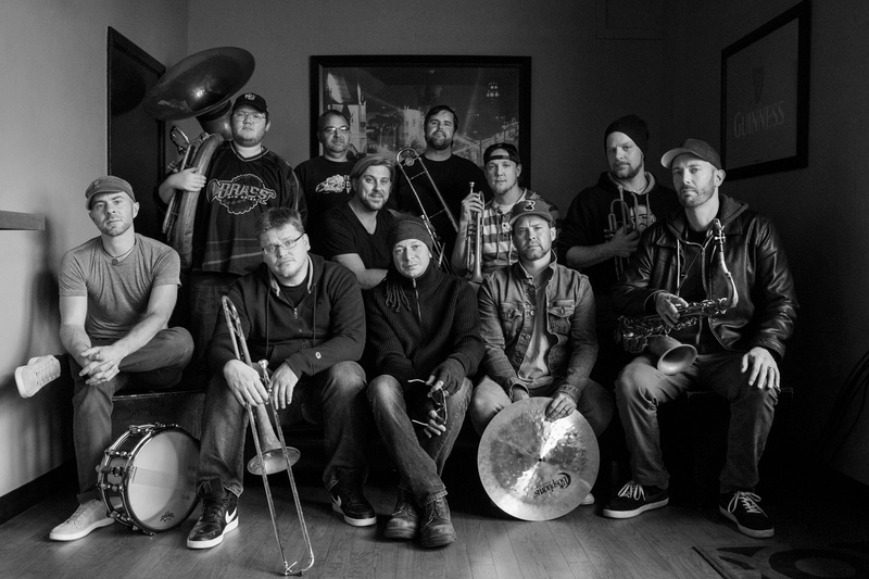 Saisoneröffnung: Youngblood Brass Band (USA)