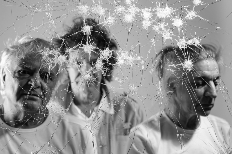 THE YOUNG GODS (CH) + SUPPORT : BOUND BY ENDOGAMY (CH)