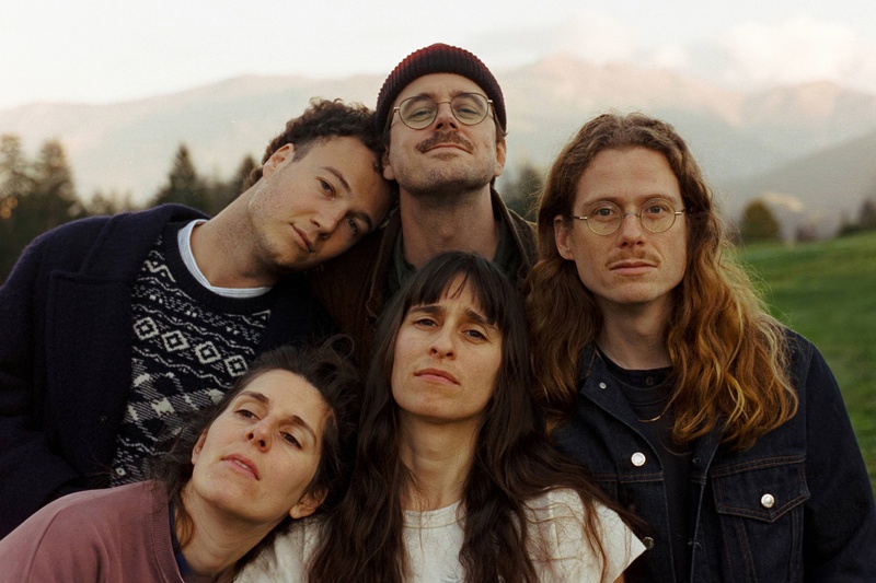 Black Sea Dahu (CH) + Soft Loft (CH)