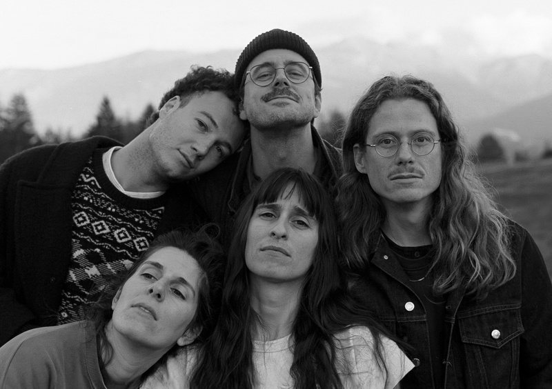BLACK SEA DAHU + MALUMMÍ (CH)
