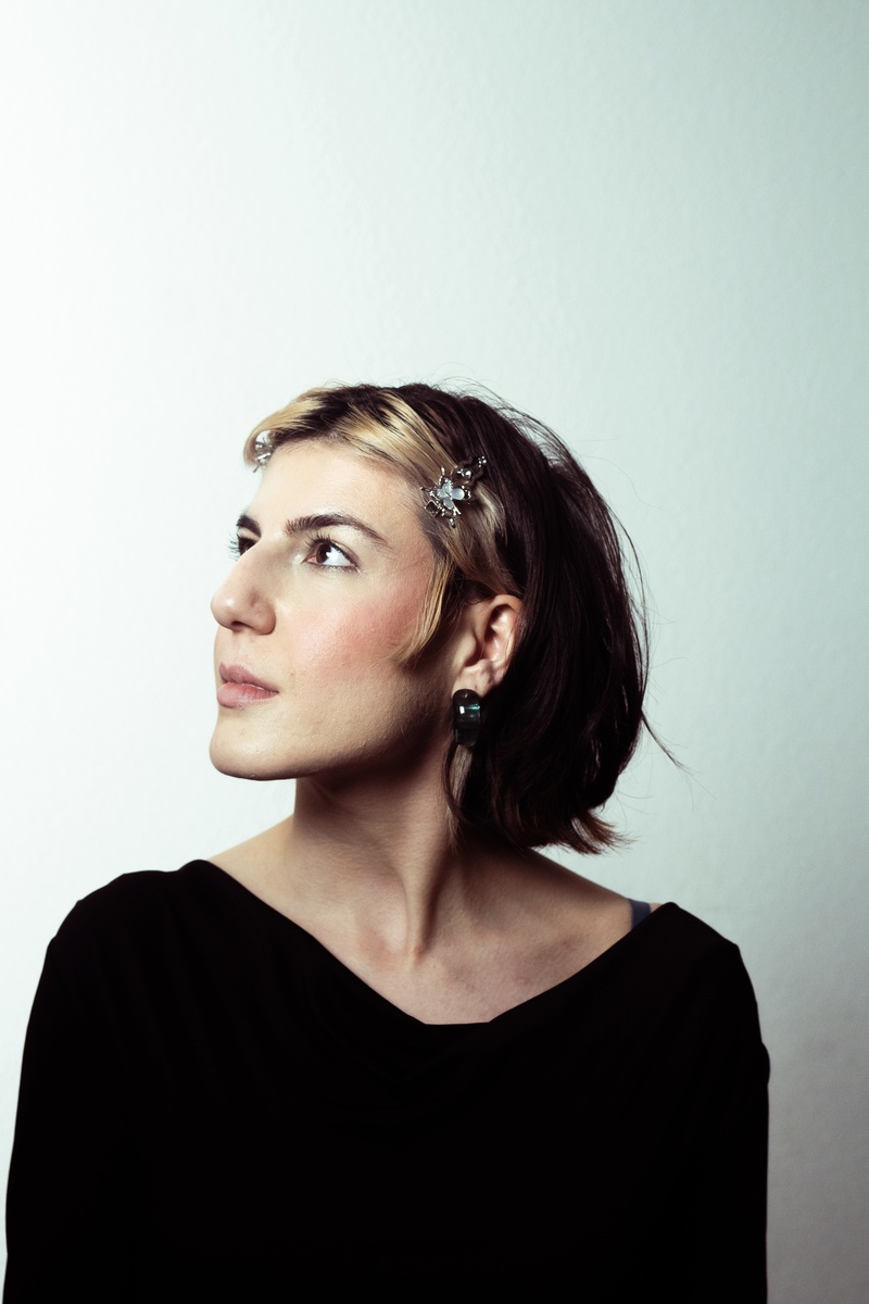 esmaralda galda zur ep-feier.