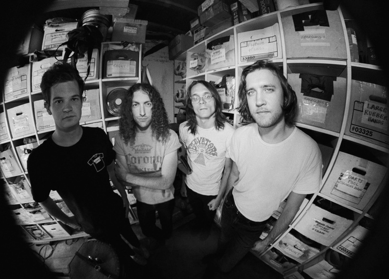 Frankie and the Witch Fingers (USA), Support: The Jackets (CH)
