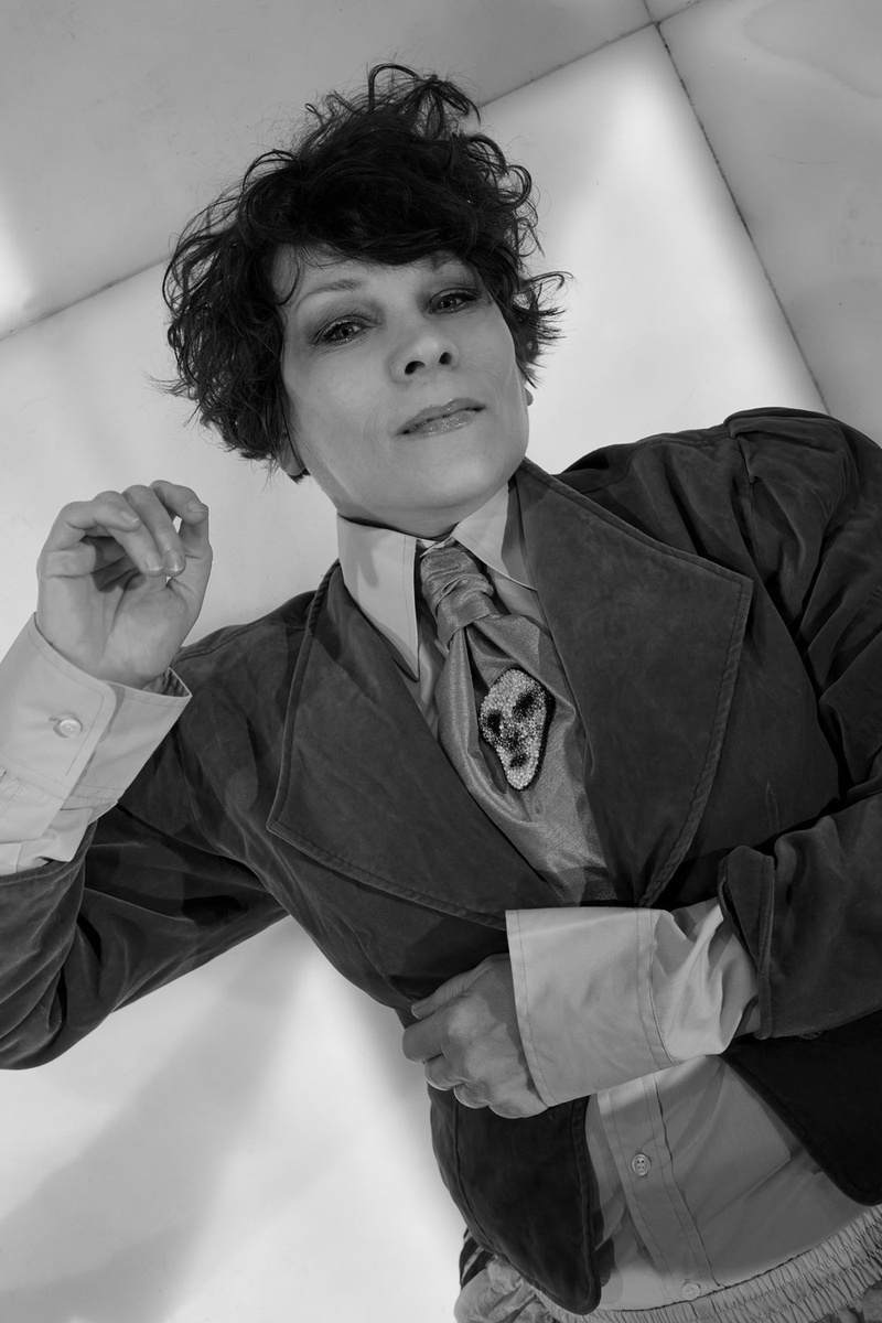 Nadja Zela / Support: Nyfa