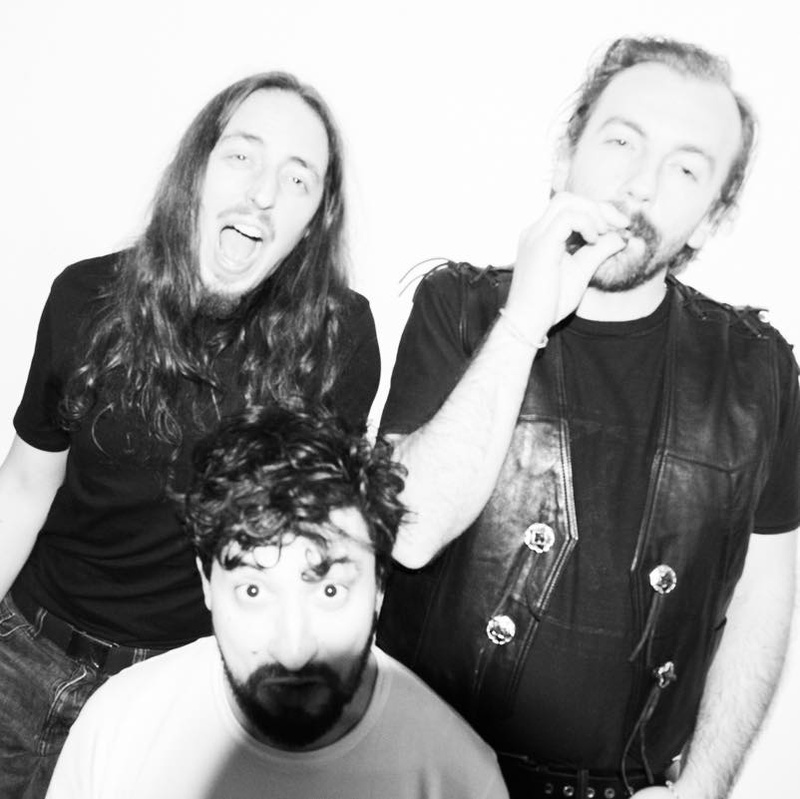 FVZZ POPVLI (IT) // Tyrannosaurus Globi (CH) // Hellroom Projectors (CH)
