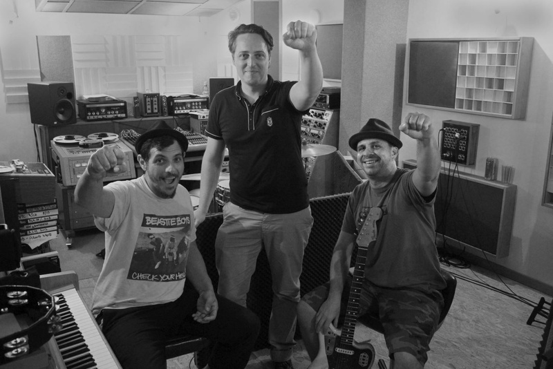 Reggaeworkers of The World (USA) & The Bandulus (USA)