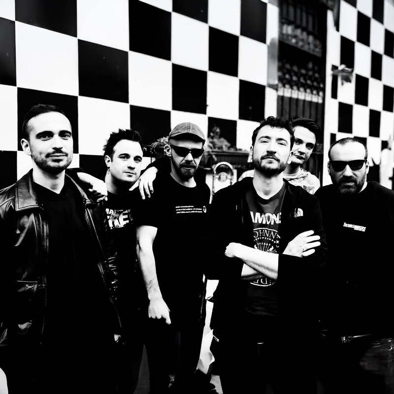 The Upsessions (NL) // The Troublemakers (IT)