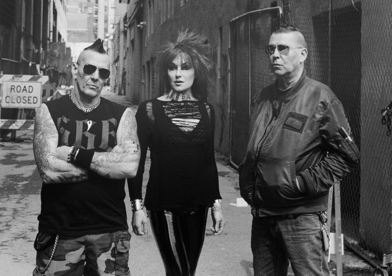 KMFDM (DE) // I YA TOYAH (US) // JESUS ON EXTASY (DE)